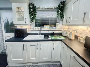 Photo 9- click for photo gallery